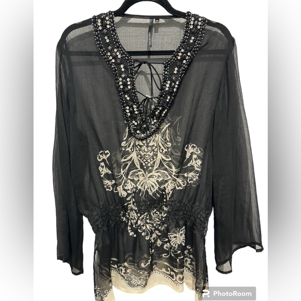Size xl KAY CELINE heavily beaded top